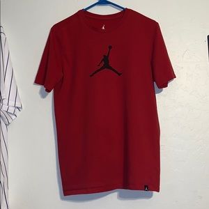 T-shirt size medium dri-fit